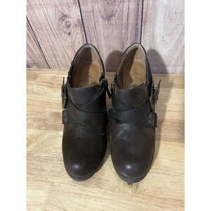 Crown Vintage Brown Ankle Boots Size 6 1/2